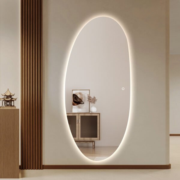 Seinäpeili CHLOE valaistuksella